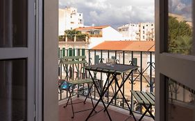 Hostello 8